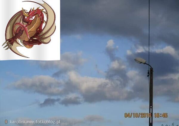 Dragonoid Drago z chmur z Anime Bakugan 