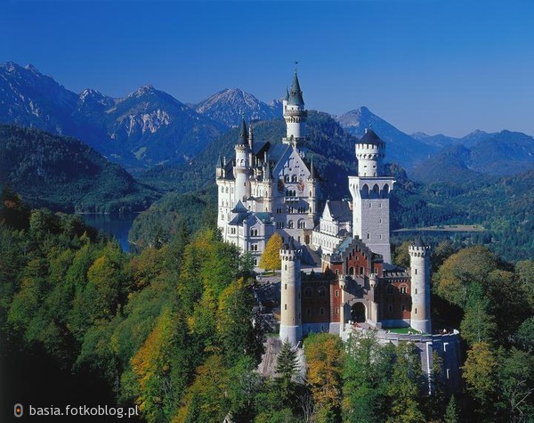 Piękny zamek Neuschwanstein-zwany tez bajkowym zamkiem...