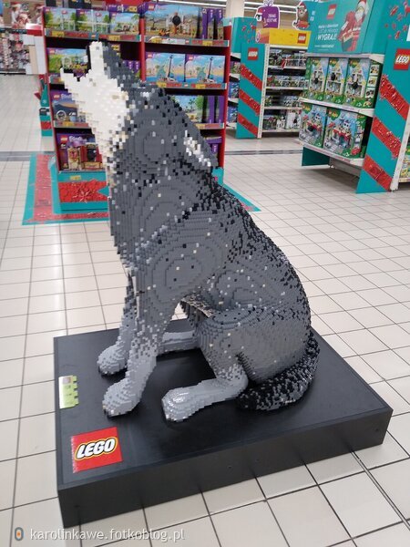 Wilk z klocków LEGO  2