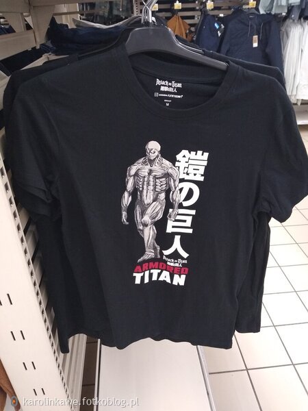 Atak Tytanów Podkoszulek - Auchan