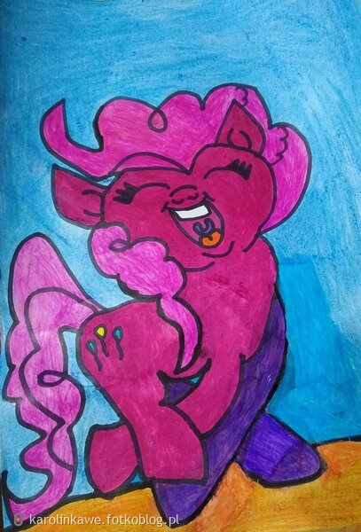 Pinkie Pie Sharing Her Happines 
