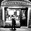 Antykwariat Warszawa , Krakowskie Przedmieście , 21;30  ::  
