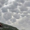 ...niebo we Włoszech...  :: ...takie chmury zebrały sie nad Trento-mamatusy podobno taka mają nazwę 