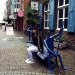 bądź nieprzytomnie szczęśliwa, przynajmniej udawaj...  :: Moja ulubiona laweczka. ;d
oczywiście zdjęcie w Niemczech w Kevelaer :)
ZIOMNO i pada. ;/ pogoda d 